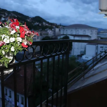 Story * סראייבו